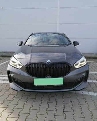 BMW Seria 1 cena 119000 przebieg: 165000, rok produkcji 2019 z Świdnica małe 781